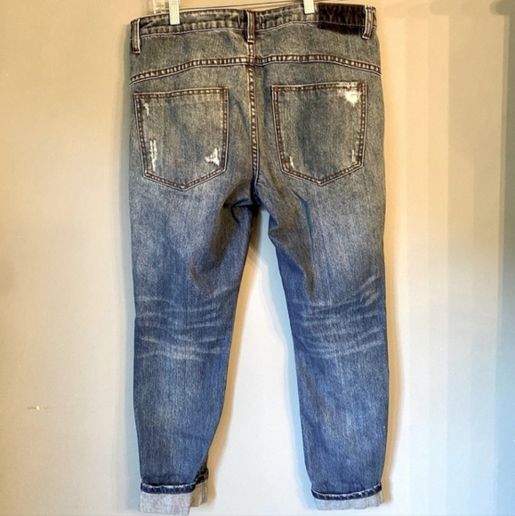 FOREVER 21 Womens Size 10 Distressed Jeans - Picture 5 of 6